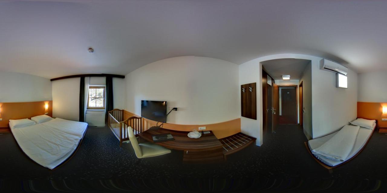 Domacija Vodnik & Apartments Cerklje na Gorenjskem Εξωτερικό φωτογραφία
