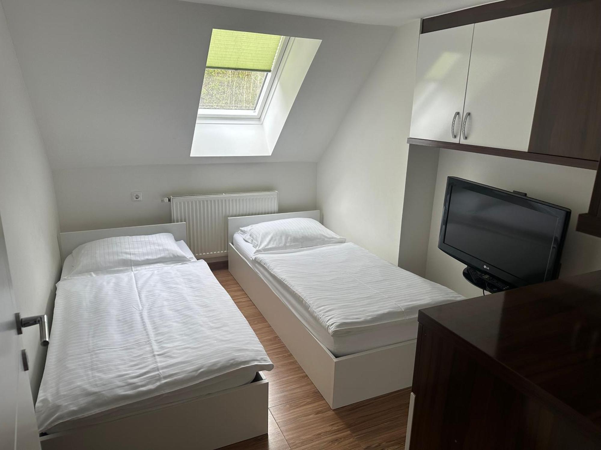 Domacija Vodnik & Apartments Cerklje na Gorenjskem Εξωτερικό φωτογραφία