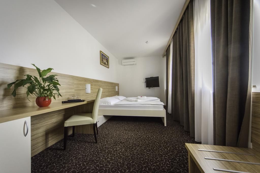 Domacija Vodnik & Apartments Cerklje na Gorenjskem Εξωτερικό φωτογραφία