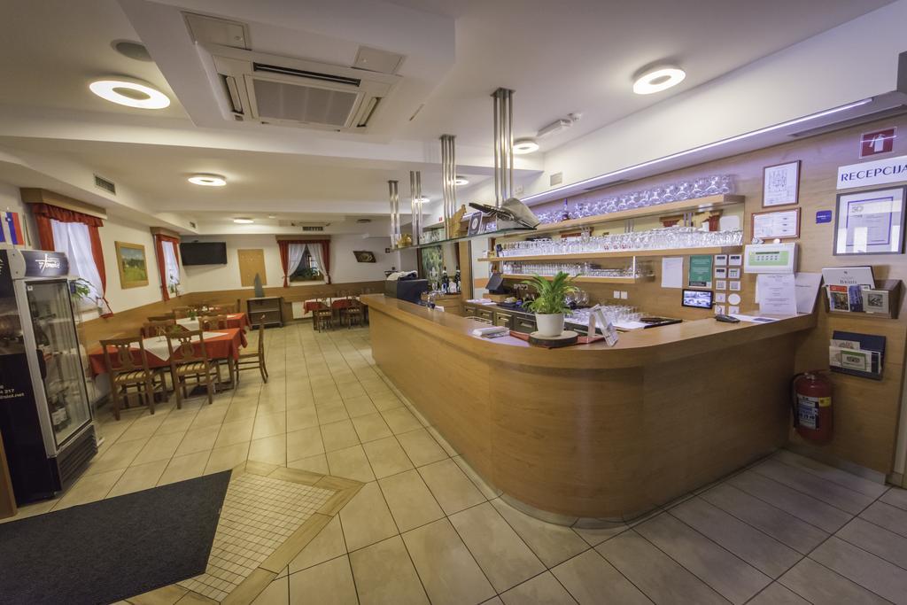 Domacija Vodnik & Apartments Cerklje na Gorenjskem Εξωτερικό φωτογραφία